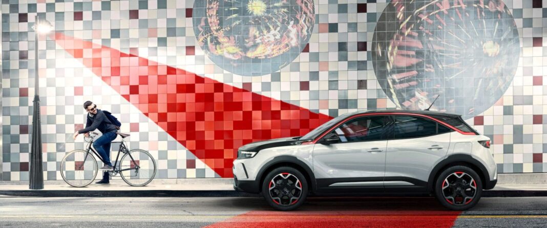 Автомобілі Автоцентр на столичному